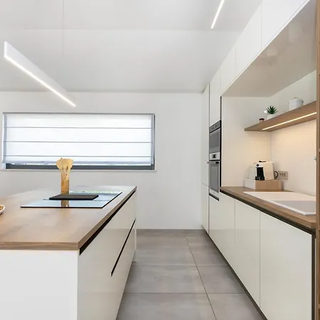Lumiére Vila
