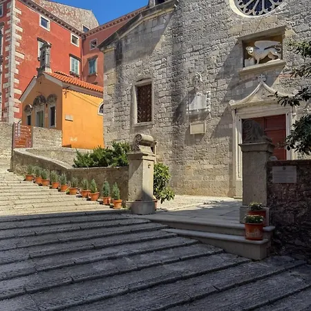 Vila Lumiére